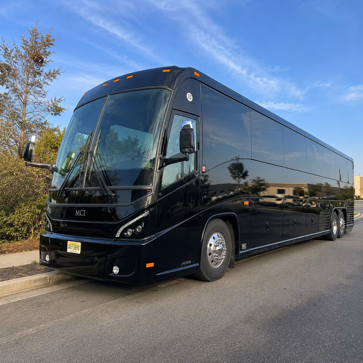 call everettcoachbuscompany com for paine field and seatac airport military government transfers