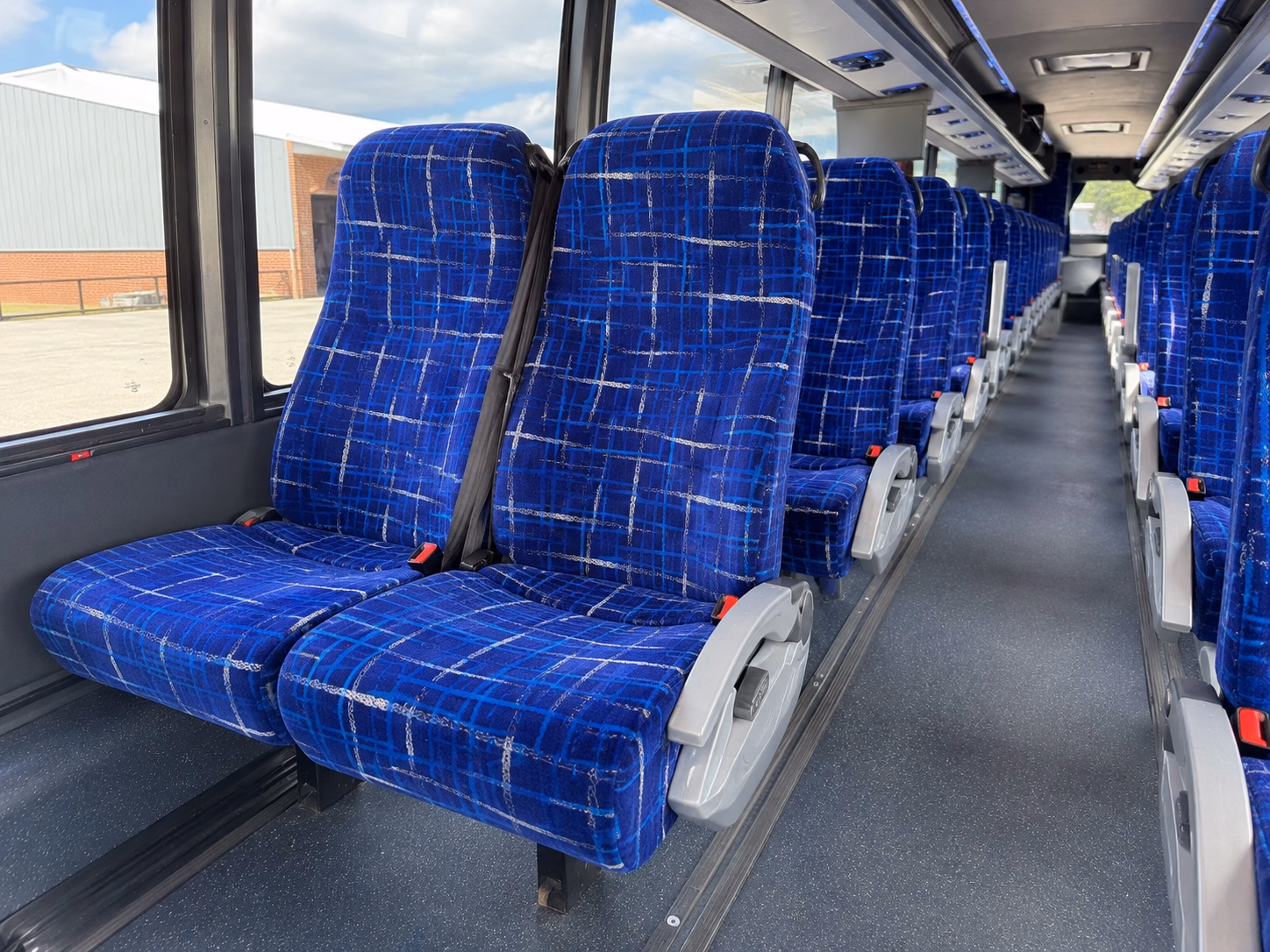everett charter bus interior