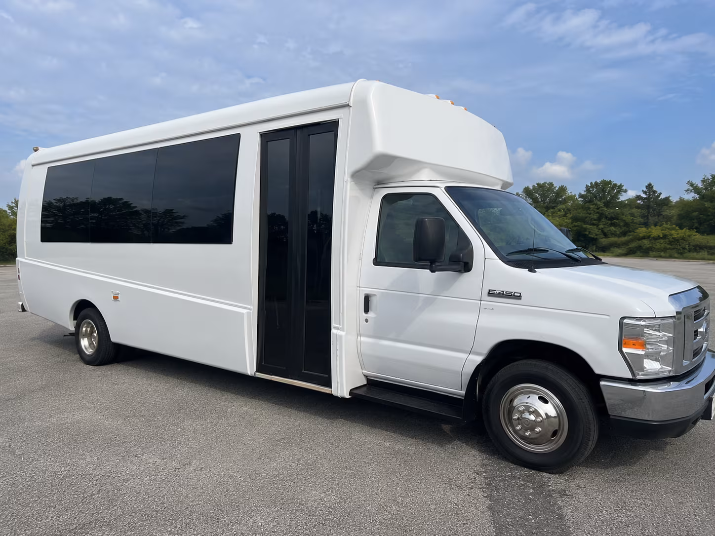 everett prom party bus rental