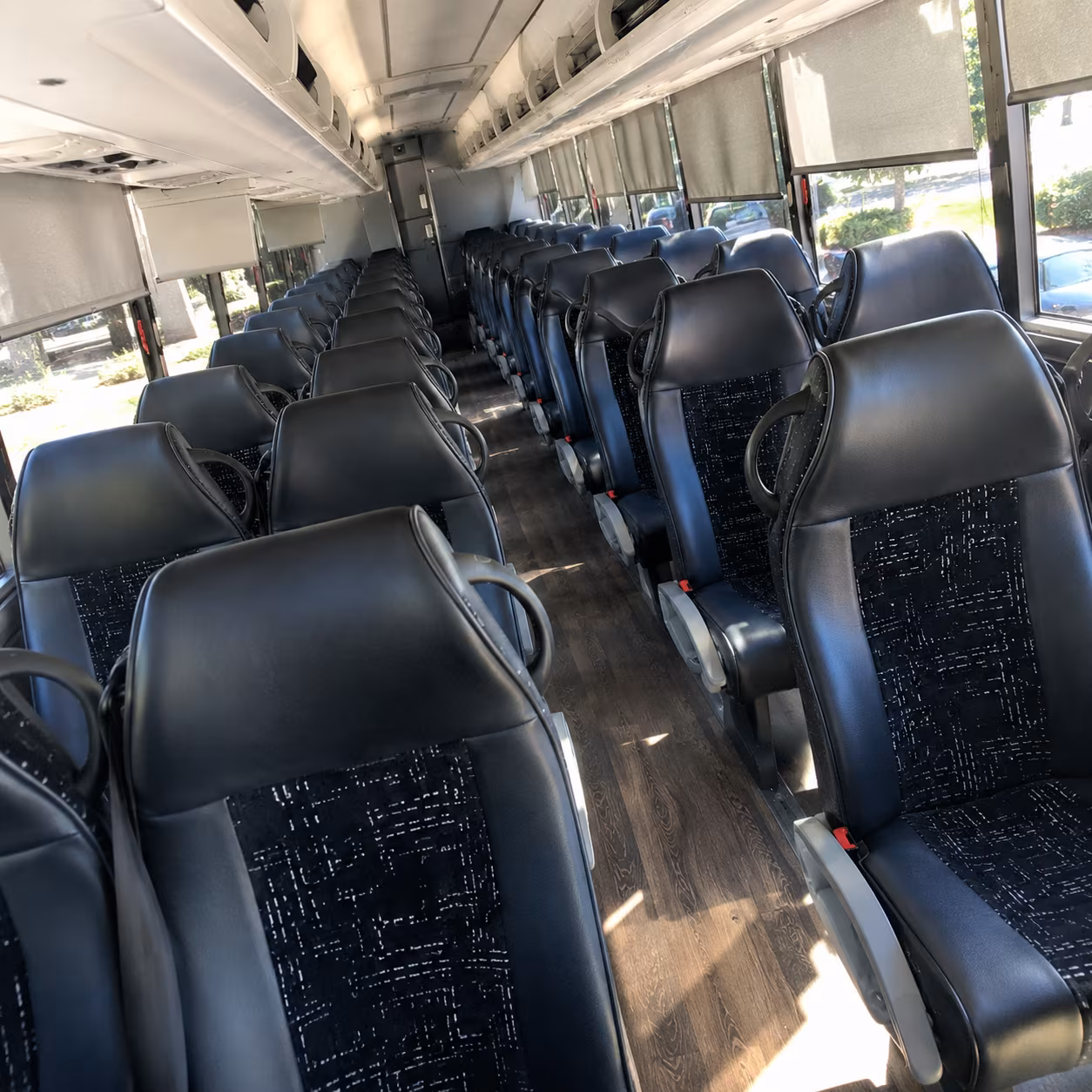 every seattle field trip is easier with a charter bus from everett