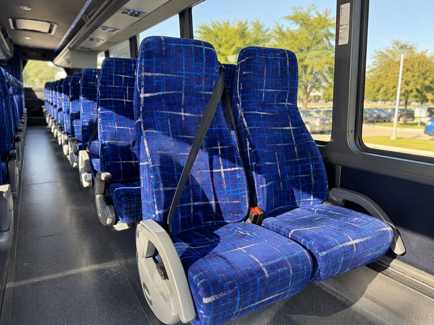 how the type of bus changes the price in everett washington