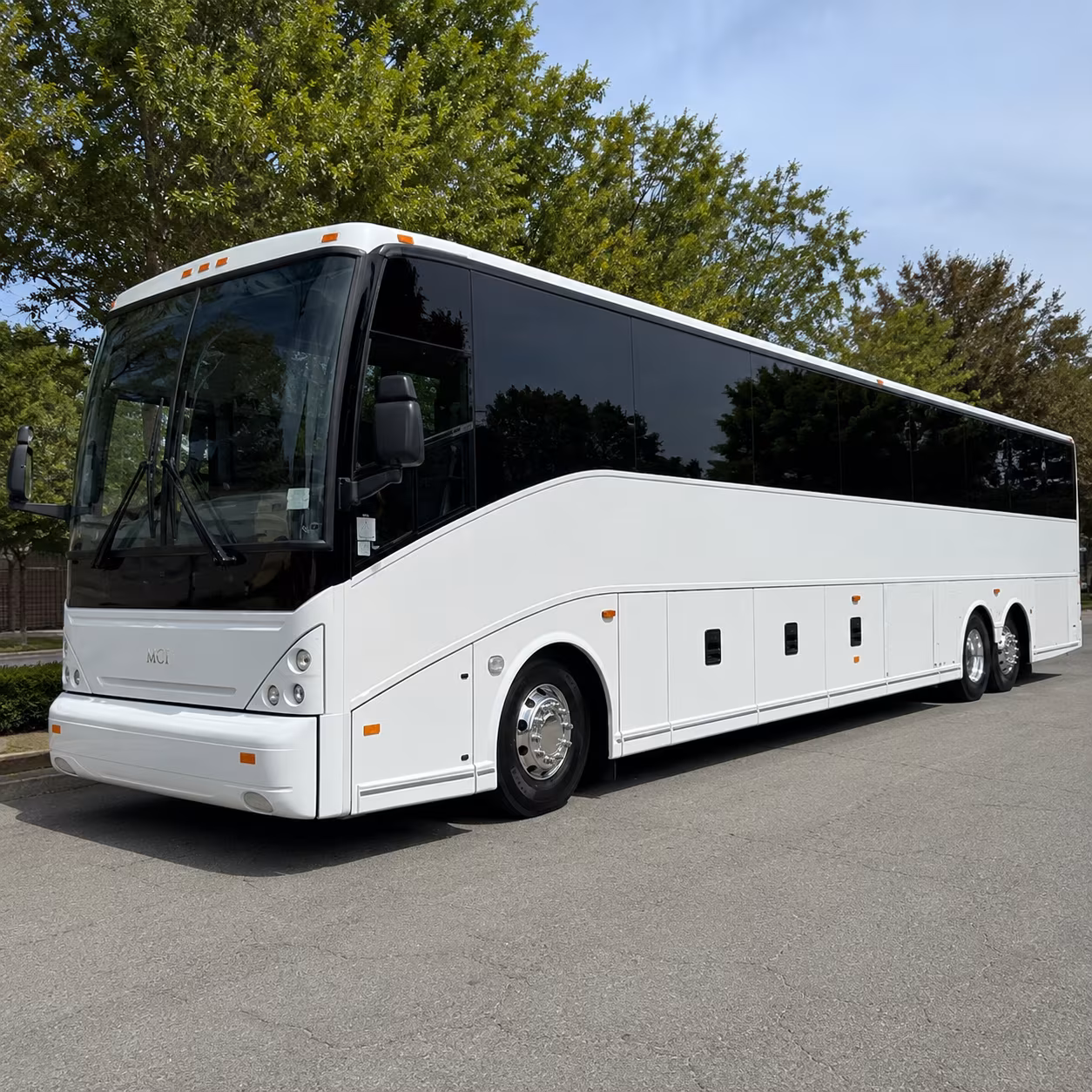 skip the i 5 grind rent a group bus to seattle tacoma international airport