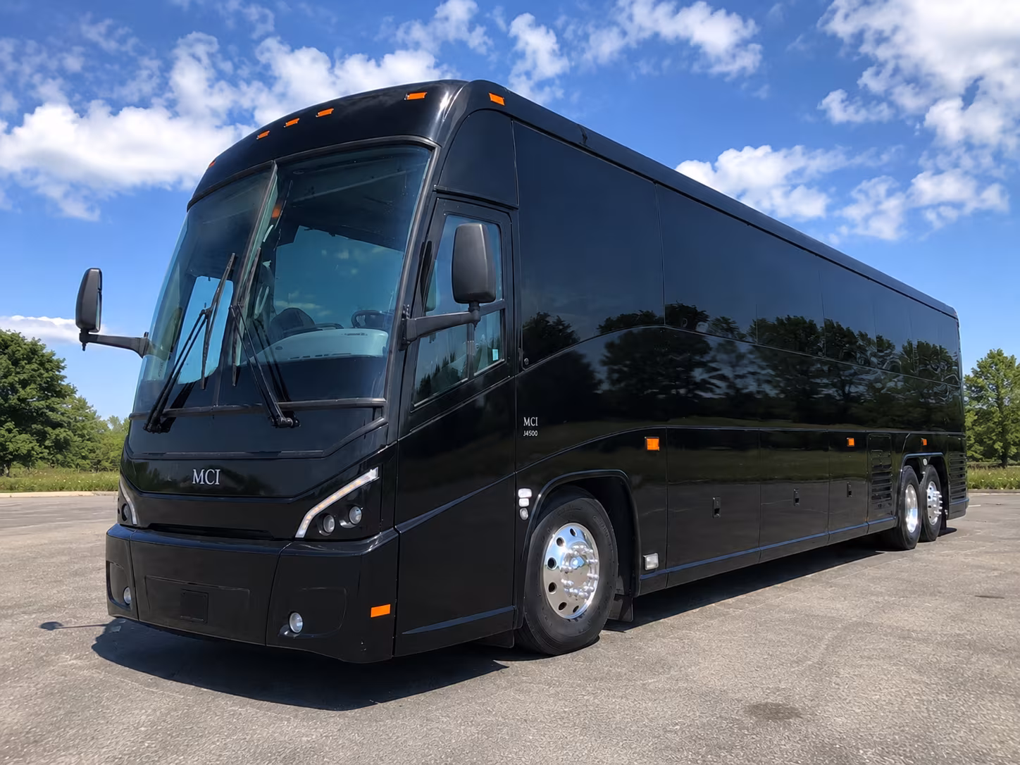 we help you compare buses for the i 5 run down to seattle games
